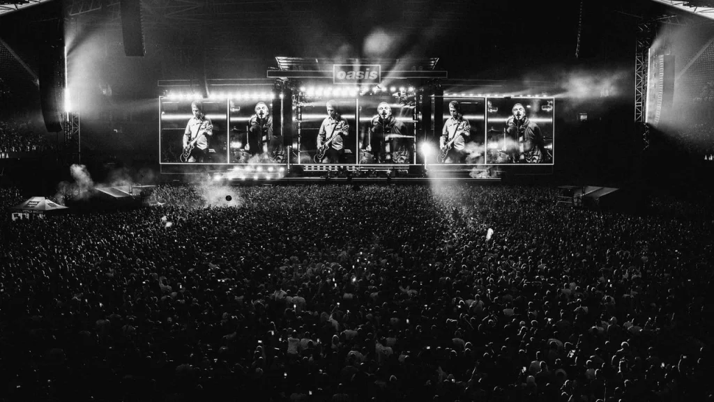 Κριτική Ταινίας: Oasis | Don’t Look Back in Anger, 2026 των Γουίλ Λοβλεϊς & Ντίλαν Σάουθερν 2 Κριτική Ταινίας: Oasis | Don’t Look Back in Anger, 2026 των Γουίλ Λοβλεϊς & Ντίλαν Σάουθερν - FlagInLife
