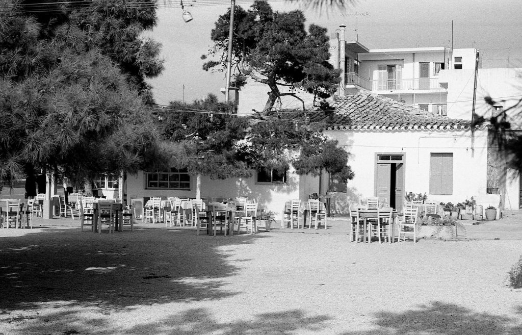 Η ιστορία των 50 χρόνων που άλλαξαν την Ελληνική εστίαση | Μέρος I - FlagInLife