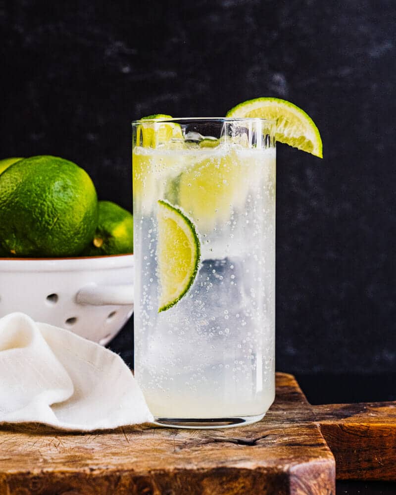 Gin Cocktails στο σπίτι: 3 εύκολες συνταγές για να παρατείνουμε το καλοκαίρι - FlagInLife