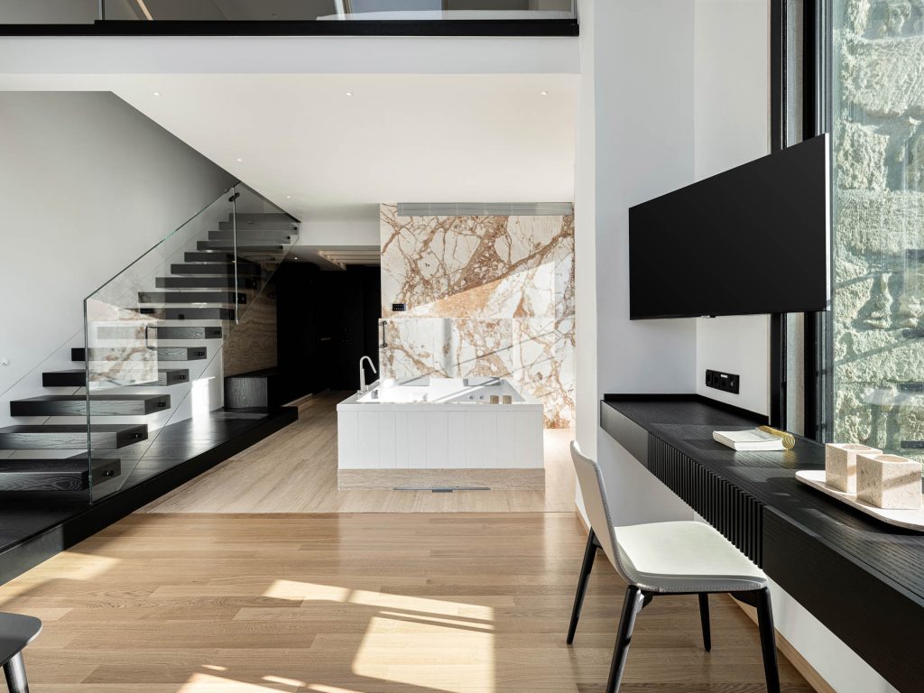 The Tanneries Hotel & Spa: Η ιστορία των Ταμπακαριών συναντά τη σύγχρονη φιλοξενία 6 The Tanneries Hotel & Spa: Η ιστορία των Ταμπακαριών συναντά τη σύγχρονη φιλοξενία - FlagInLife