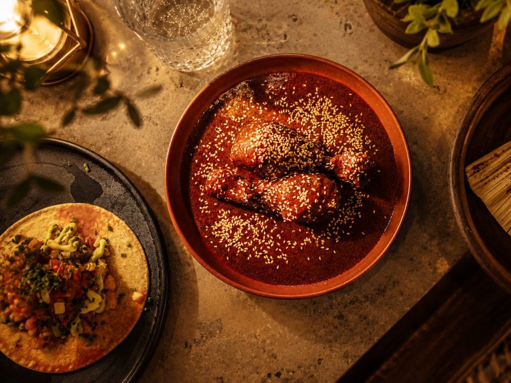 Yucatán Cocina Mexicana: Γεύση από Μεξικό στο Π. Φάληρο 6 Yucatán Cocina Mexicana: Γεύση από Μεξικό στο Π. Φάληρο - FlagInLife