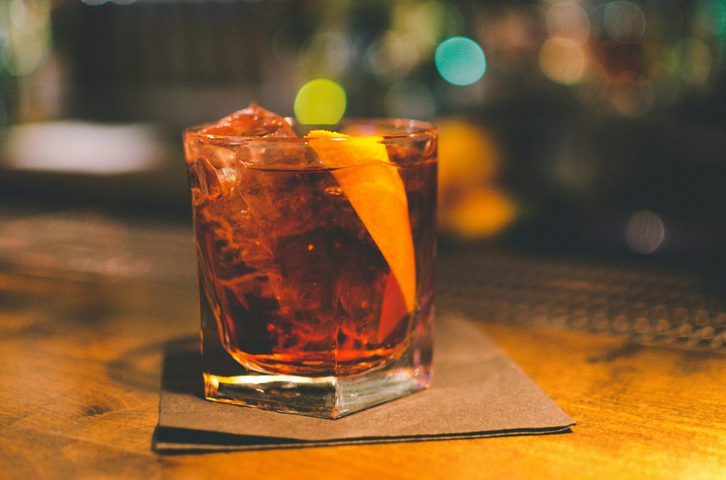 Negroni στο σπίτι: Ένα cocktail, τρία υλικά, περισσότερα από 100 χρόνια ιστορίας - FlagInLife