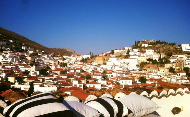 Hydra Icons Inspired Living Roof view 
 ©Vee Bougani